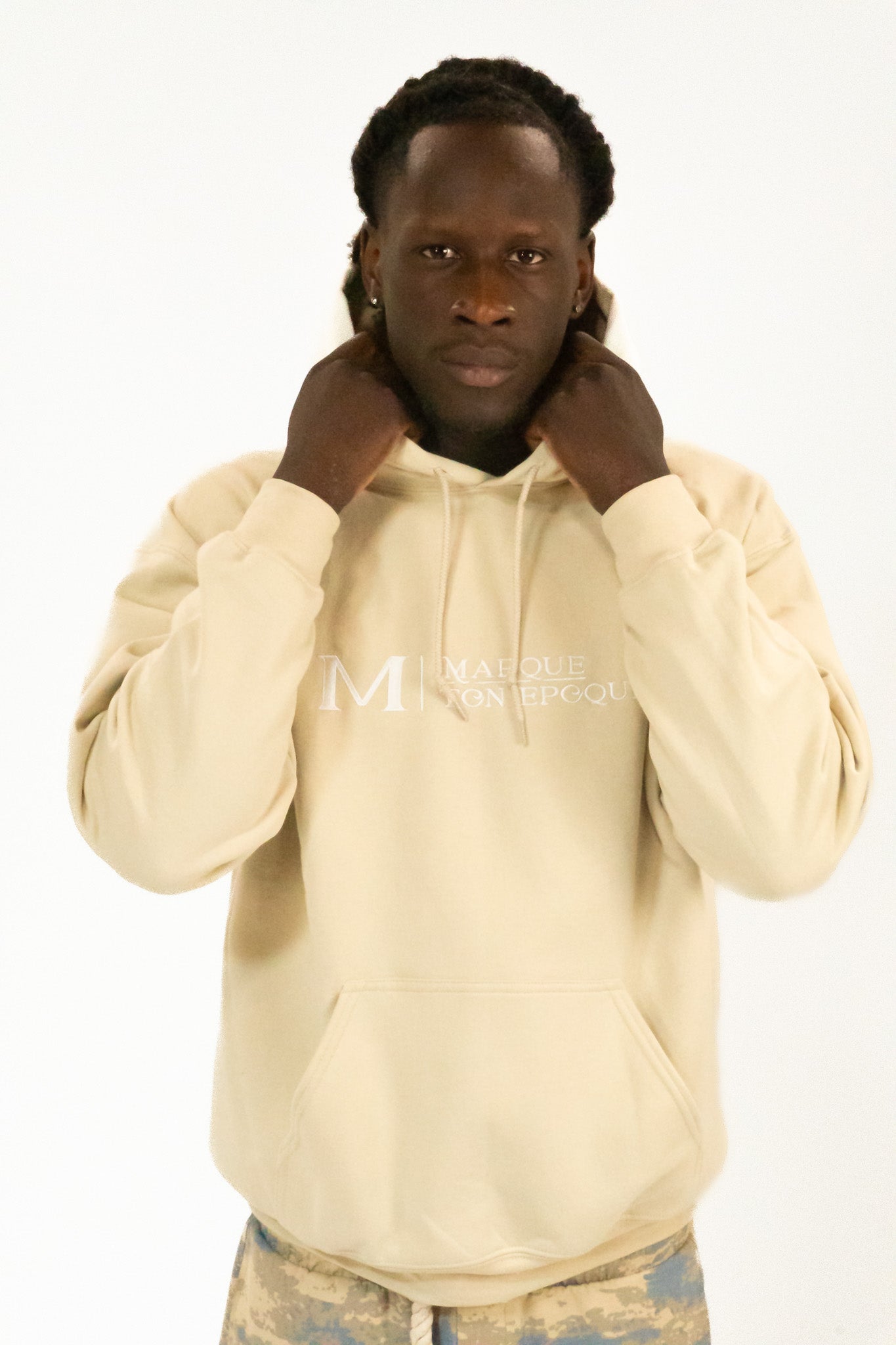 Marque ton époque – Hoodie Sable