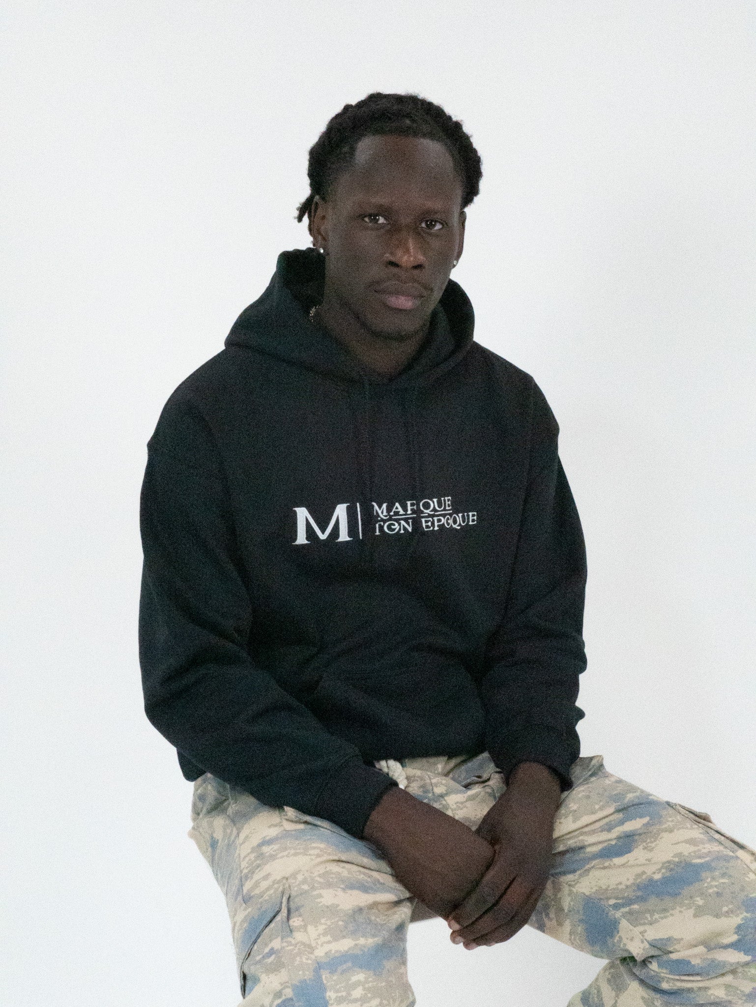 Marque ton époque – Hoodie Noire