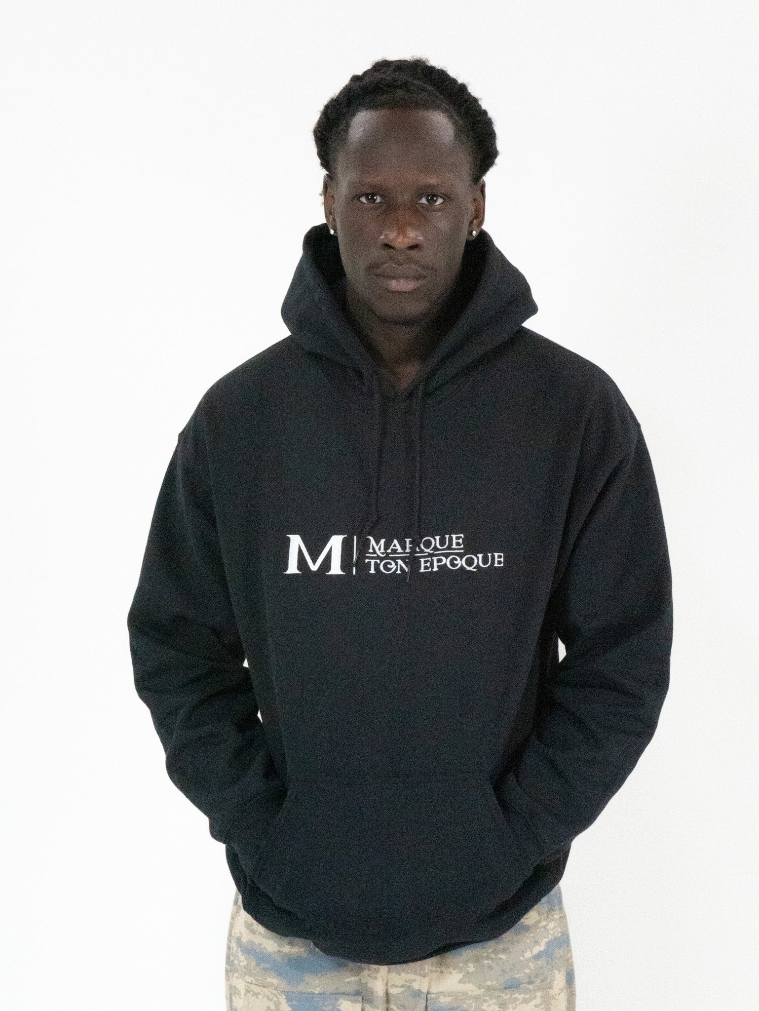 Marque ton époque – Hoodie Noire